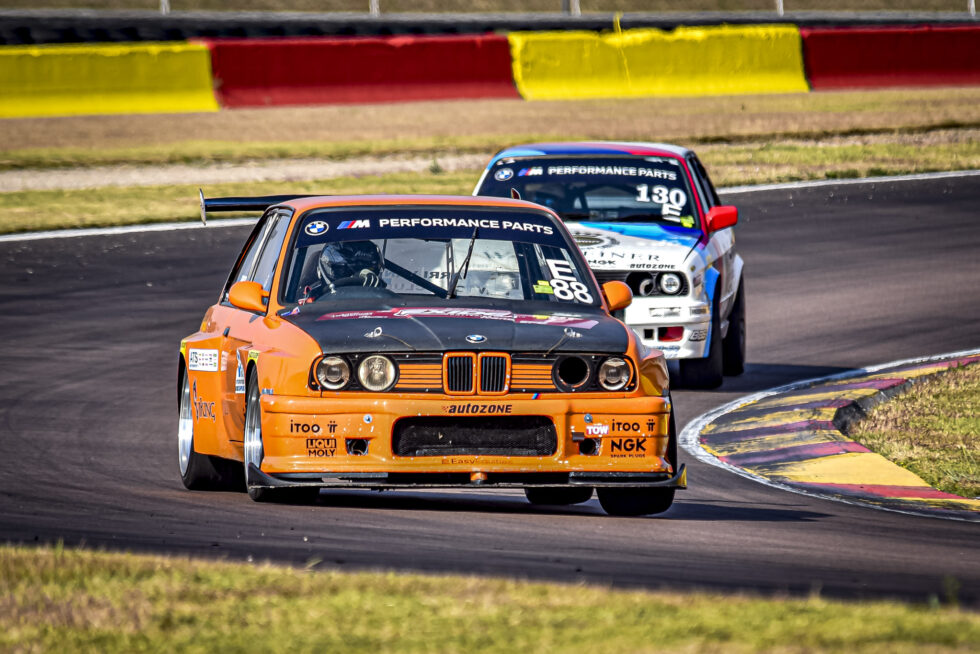 BMW CHAMPIONSHIP WIDE OPEN AFTER ACTION-PACKED ZWARTKOPS | Motorsport ...