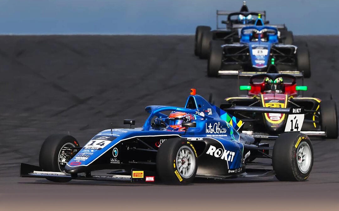 AQIL STARS IN WILD DONINGTON F4