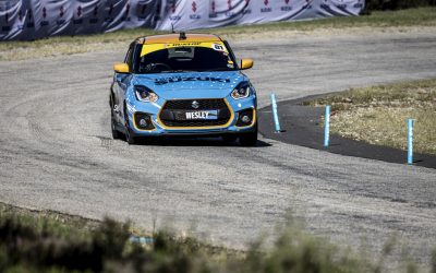 SUZUKI CONQUERS THE SIMOLA HILL