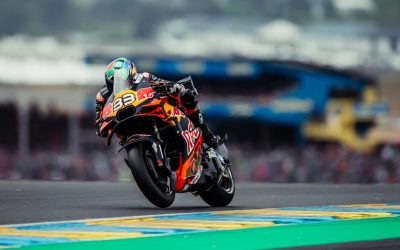 DNF FOR BRAD AS HE FALLS IN THE FRENCH RAIN AT LE MANS
