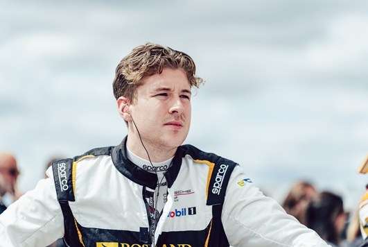 ANDREW RACKSTRAW LEADS THE PORSCHE CARRERA CUP GB INTO TITLE SHOWDOWN DECIDER AT BRANDS HATCH