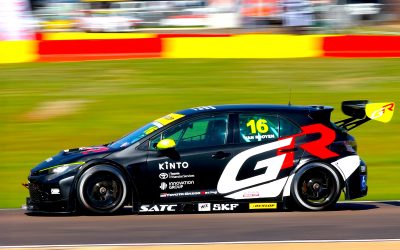 VAN ROOYEN IS SA TOURING CAR CHAMPION