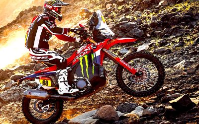 HONDA STRIKES BACK ON DAKAR BIKE DAY 3