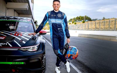 JONATHAN READY TO RACE NÜRBURGRING 24